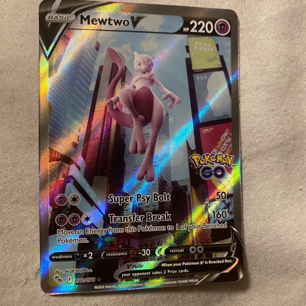 Mewtwo V alt art 072/078 Pokémon Go